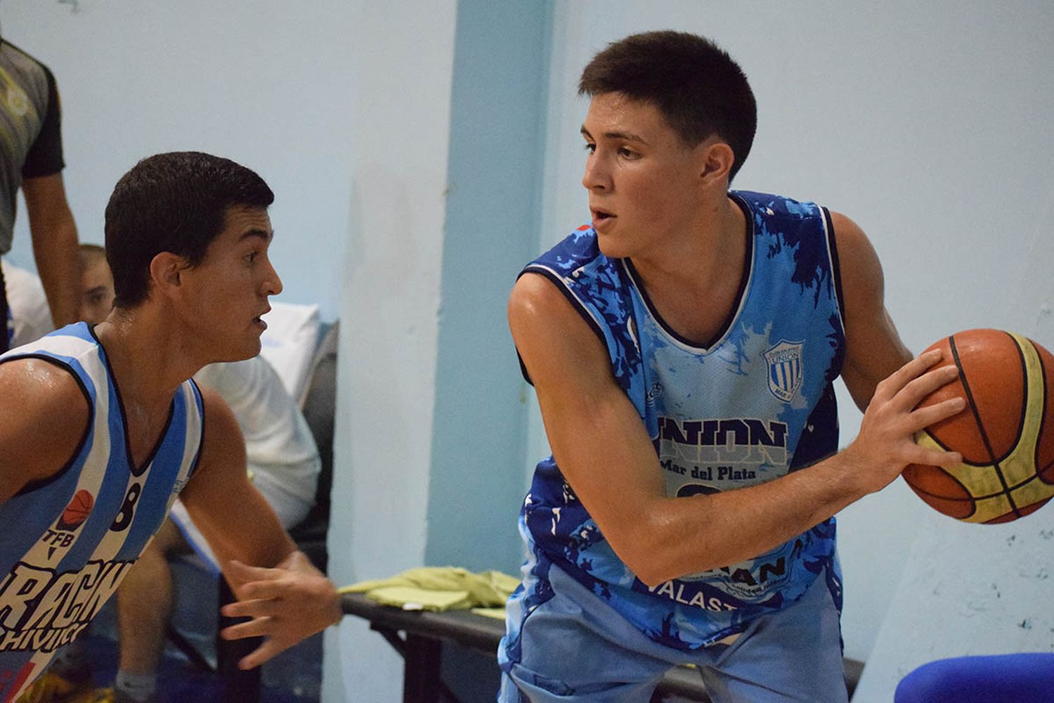 Básquet: Unión al borde del descenso