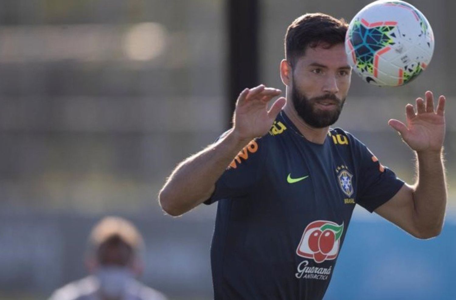 Brasil pierde a un defensor