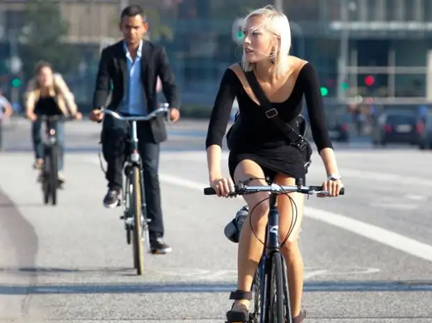 Ir en bicicleta al trabajo permite mejorar la concentración