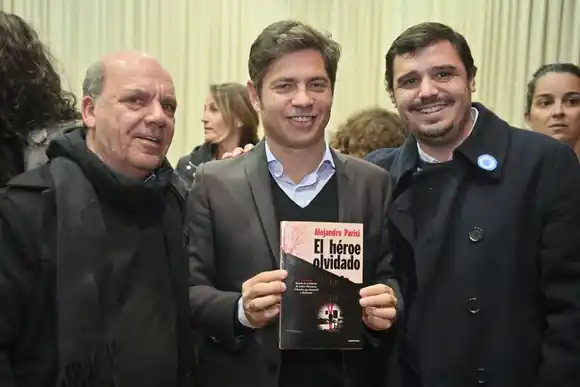 El intendente Moccero de Suárez apoyó a Kicillof en Pigüé y valoró su compromiso con el interior: "Axel es federalismo"