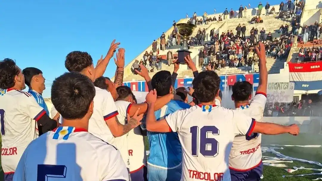 Ferro, dueño del Apertura. (Foto de la Liga Tandilense de Fútbol).