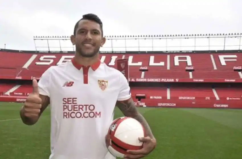 Montoya saludó a los hinchas de Cruz Azul