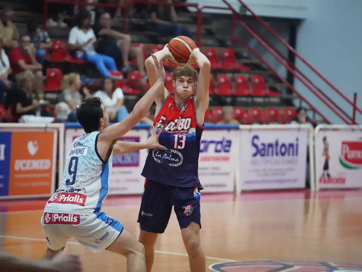 El Ceibo sigue al acecho