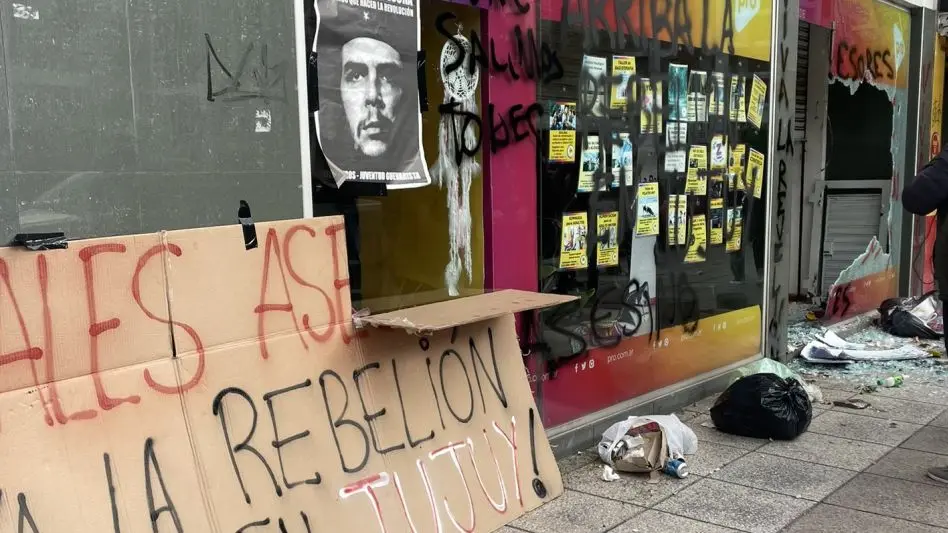 Ataque a un local Pro en Mar del Plata: "Lamentablemente lo rompieron todo"