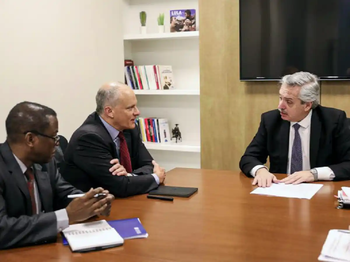 Alberto Fernández le planteó a un delegado del FMI "reformular los acuerdos" 