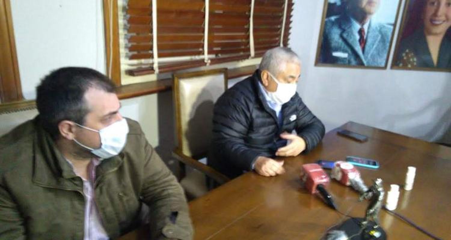 Coronavirus: el Gobierno hará anuncios relacionados con resultados y autorizaciones para comercios este lunes