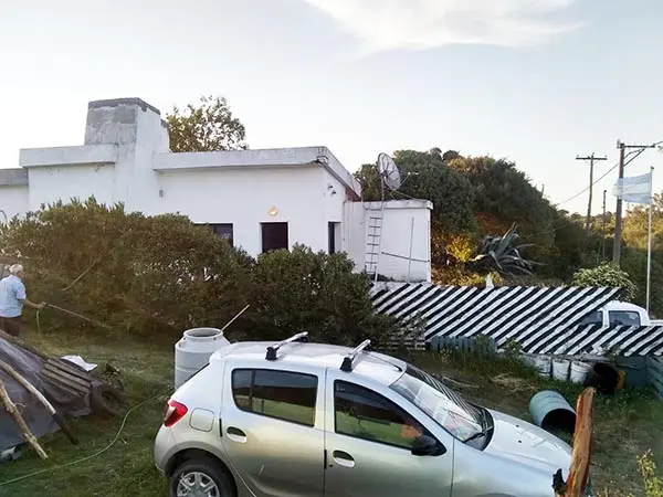 Alarma en Costa Bonita por robos en viviendas y disparos de armas