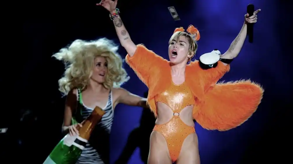 Miley Cyrus pospone su actividad musical hasta inicios del 2020