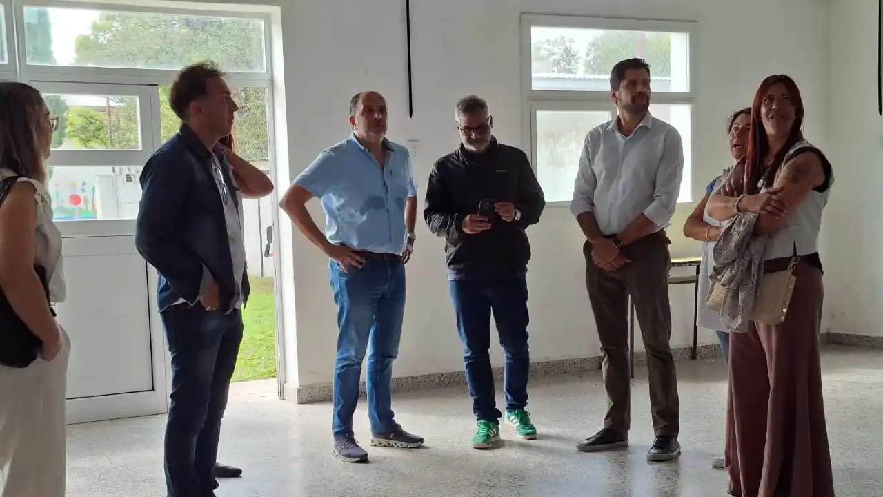 El intendente Pablo Garate anunció que alumnos de la Escuela Secundaria Agraria 1 volverán a contar con transporte escolar