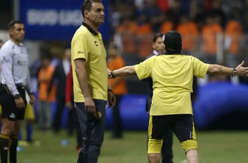 Sancionaron a Maradona y no podrá estar en la gran final