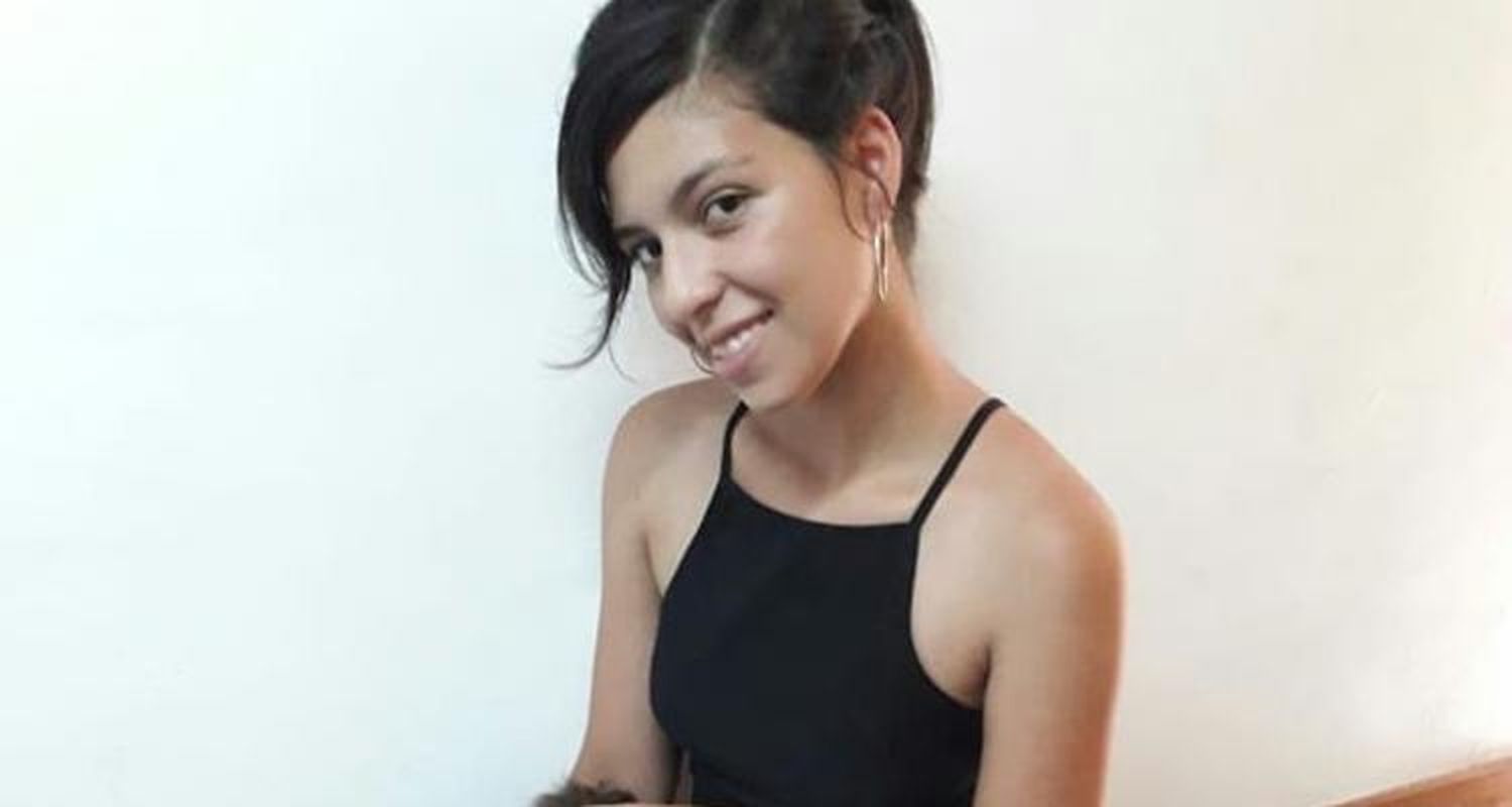 Santa Lucía: Buscan a una joven que se fue de su casa