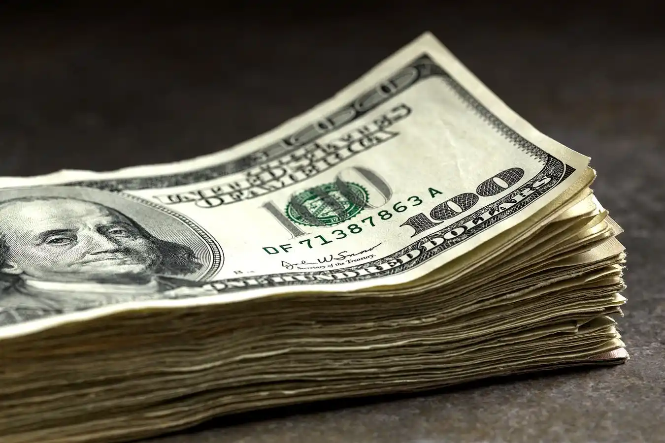 El dólar recuperó en sólo un día el terreno perdido en dos semanas