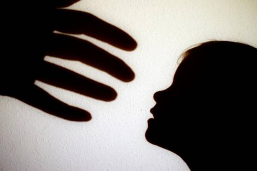 Violó a su hijastra, estuvo siete años prófugo y pedía prisión domiciliaria