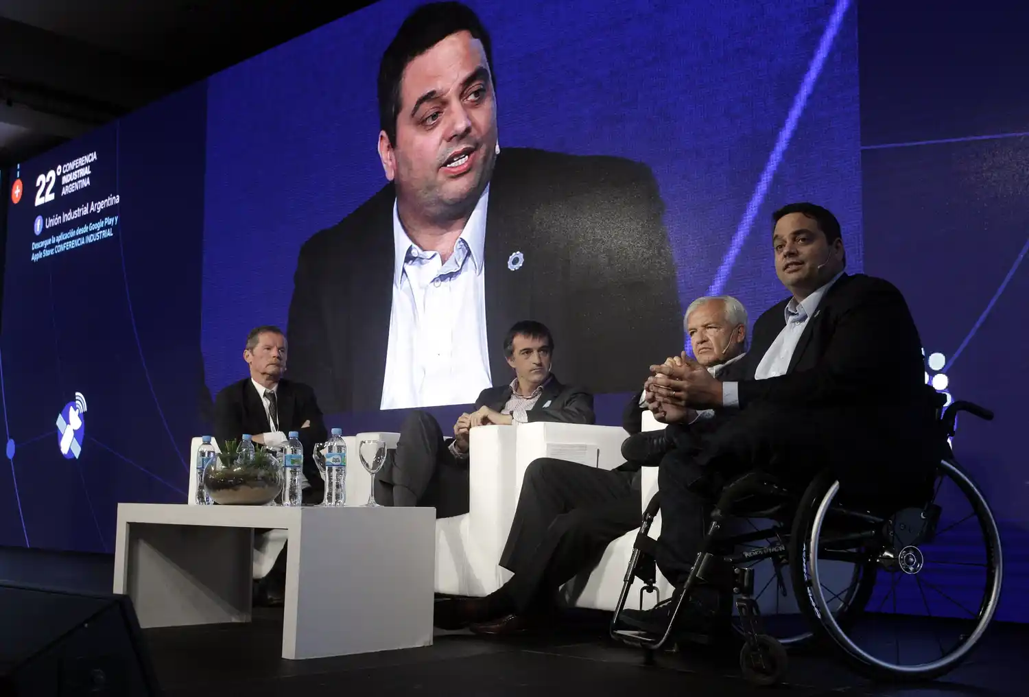 Desde la UIA aclaran que no pueden obligar a “no despedir”