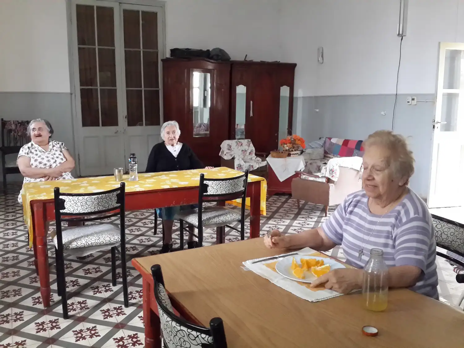 En Creo, septiembre será el mes para los abuelos del Asilo