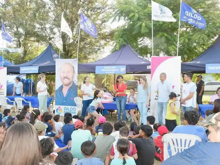Fundación brindó atenciones en la
preparación del inicio del ciclo lectivo
