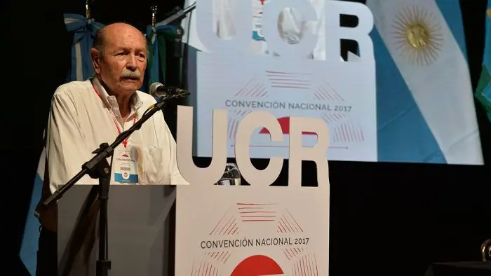 Para la UCR es «una buena medida» la convocatoria a un acuerdo nacional