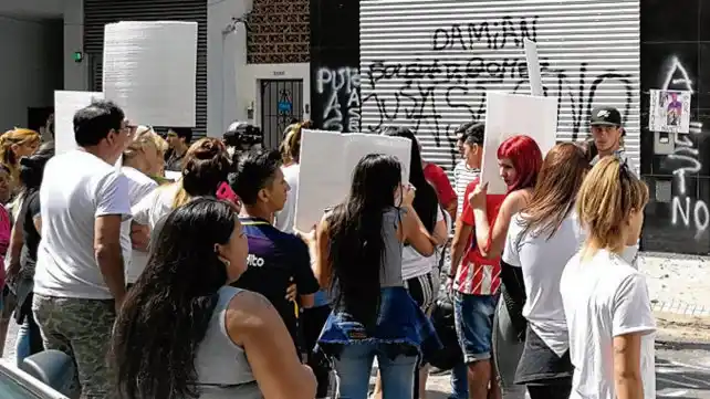 Rosario: exigen justicia por la mujer que murió tras una cirugía estética