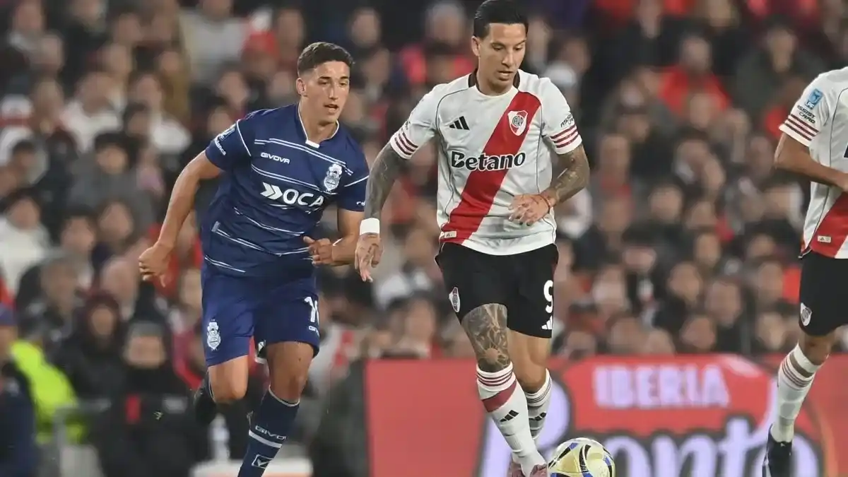 River venció 2-0 a Gimnasia y avanzó con autoridad a semifinales