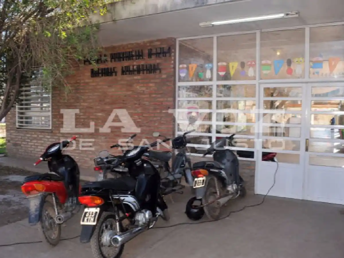 Recuperaron en Frontera elementos sustraídos a una escuela de barrio Acapulco