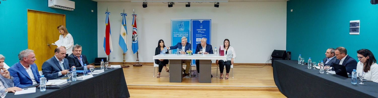 Frigerio desplegó una intensa actividad