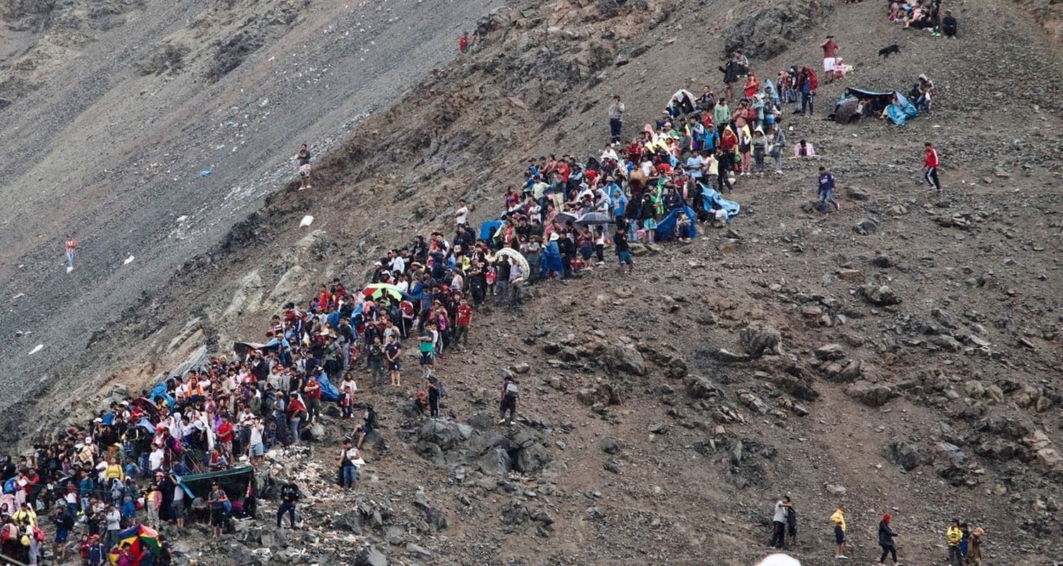 Video: muertos y desaparecidos tras un alud en Perú