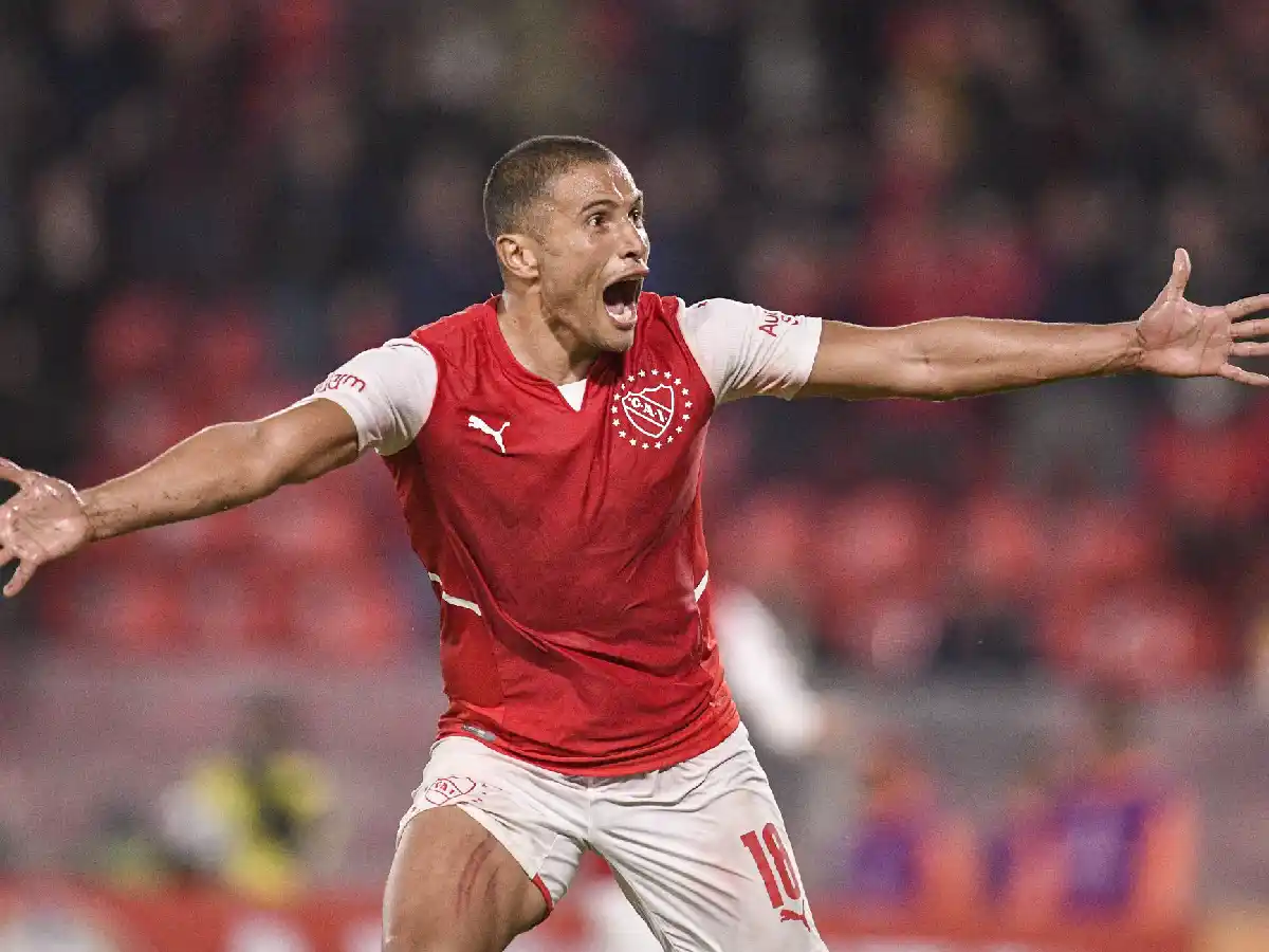 Independiente goleó y sueña con dar pelea