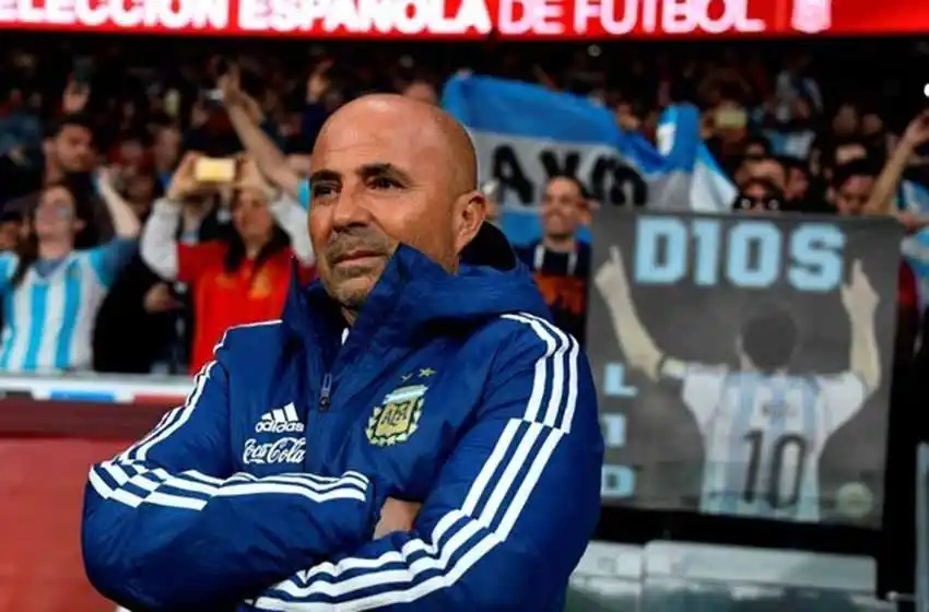 Sampaoli: «Hay que hacerse cargo, dar la cara, y seguir trabajando»