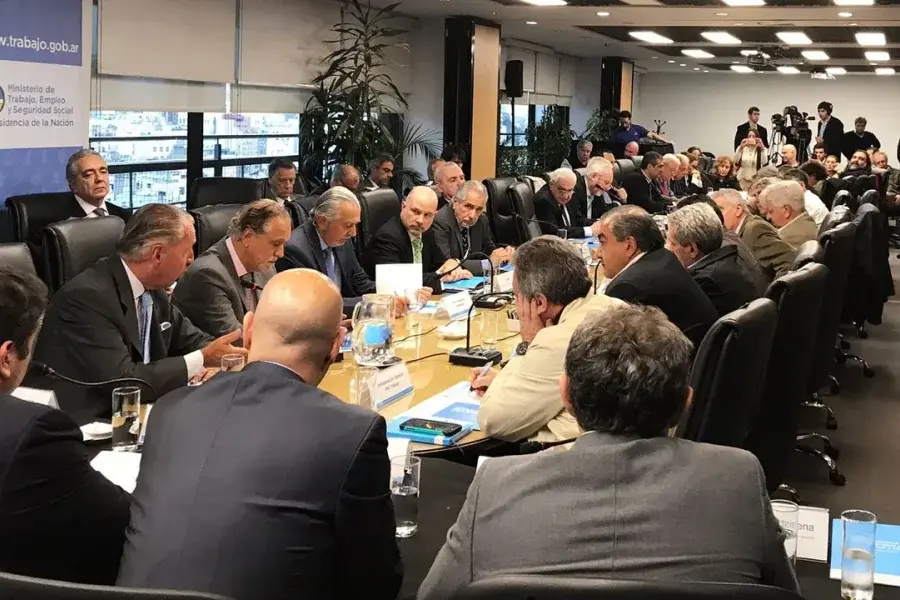 El Consejo del Salario se reúne en medio de la fuerte pérdida del poder adquisitivo