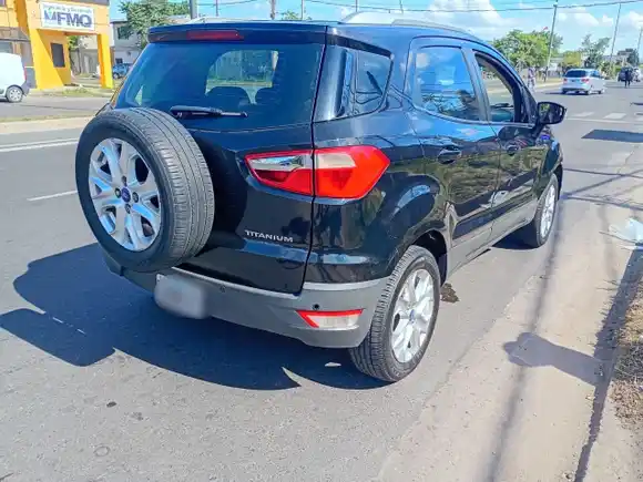 Detuvieron a un hombre con un auto requerido por la Justicia en la zona sudoeste