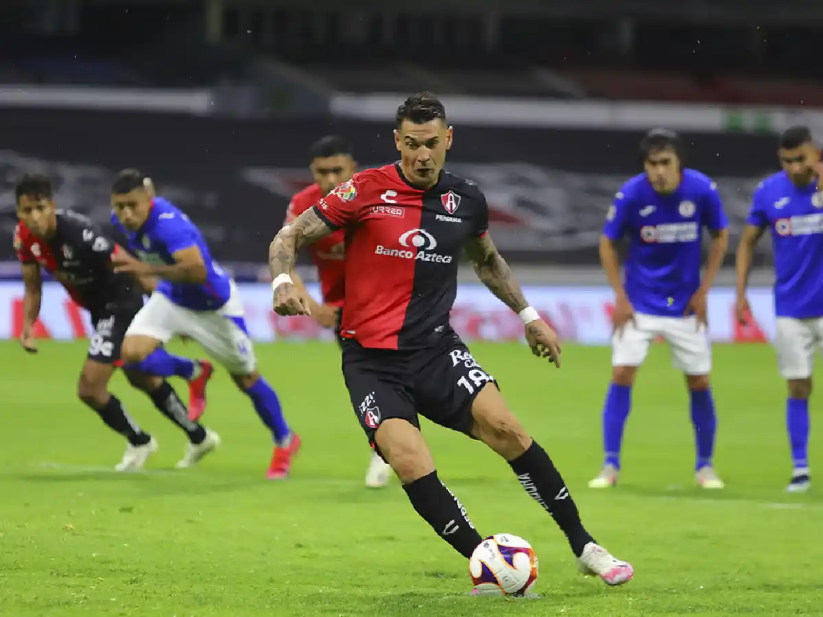 Milton Caraglio vuelve a Rosario Central