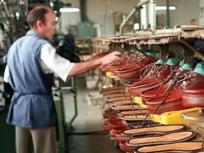 Abrupta caída de la industria: la producción bajó un 8,1 por ciento en junio