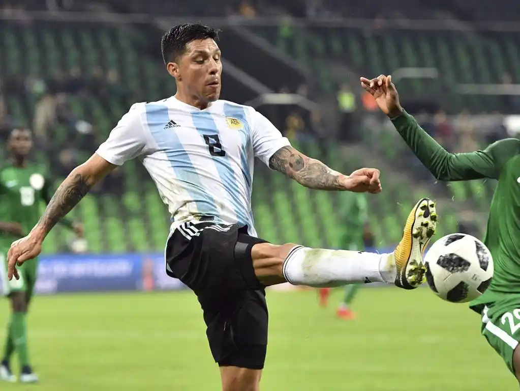 Enzo Pérez, elegido para reemplazar a Lanzini