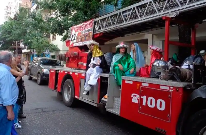 Transformar el dolor en amor: recorrida solidaria de los Reyes Magos en Rosario