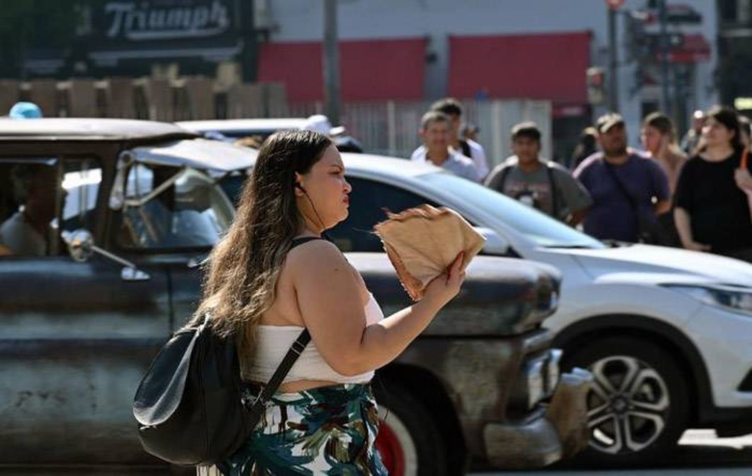 Alerta roja: sigue el calor sofocante y las lluvias llegarían el miércoles