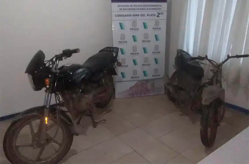 Le quisieron cobrar para devolverle la moto: tres aprehendidos