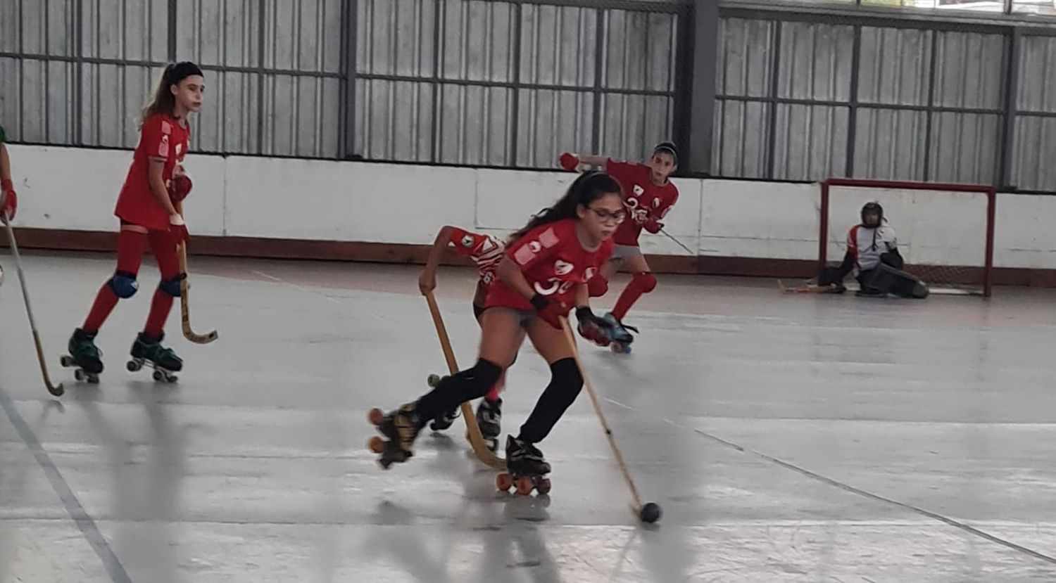 Hubo acción por el Torneo Apertura de hockey sobre patines