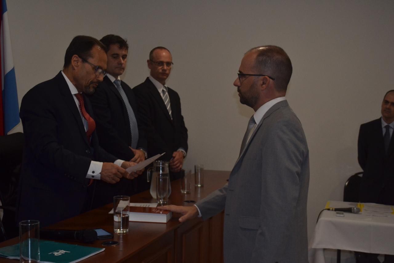 Le tomaron el juramento a los nuevos fiscales
