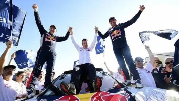 Peterhansel no deja ni las migas: el francés ganó su 13° Dakar