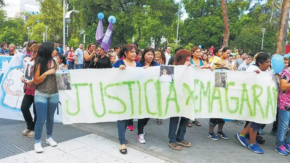 La Rioja: marcharon para pedir justicia por la muerte del cadete