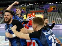 Argentina logró su primer triunfo en la segunda fase