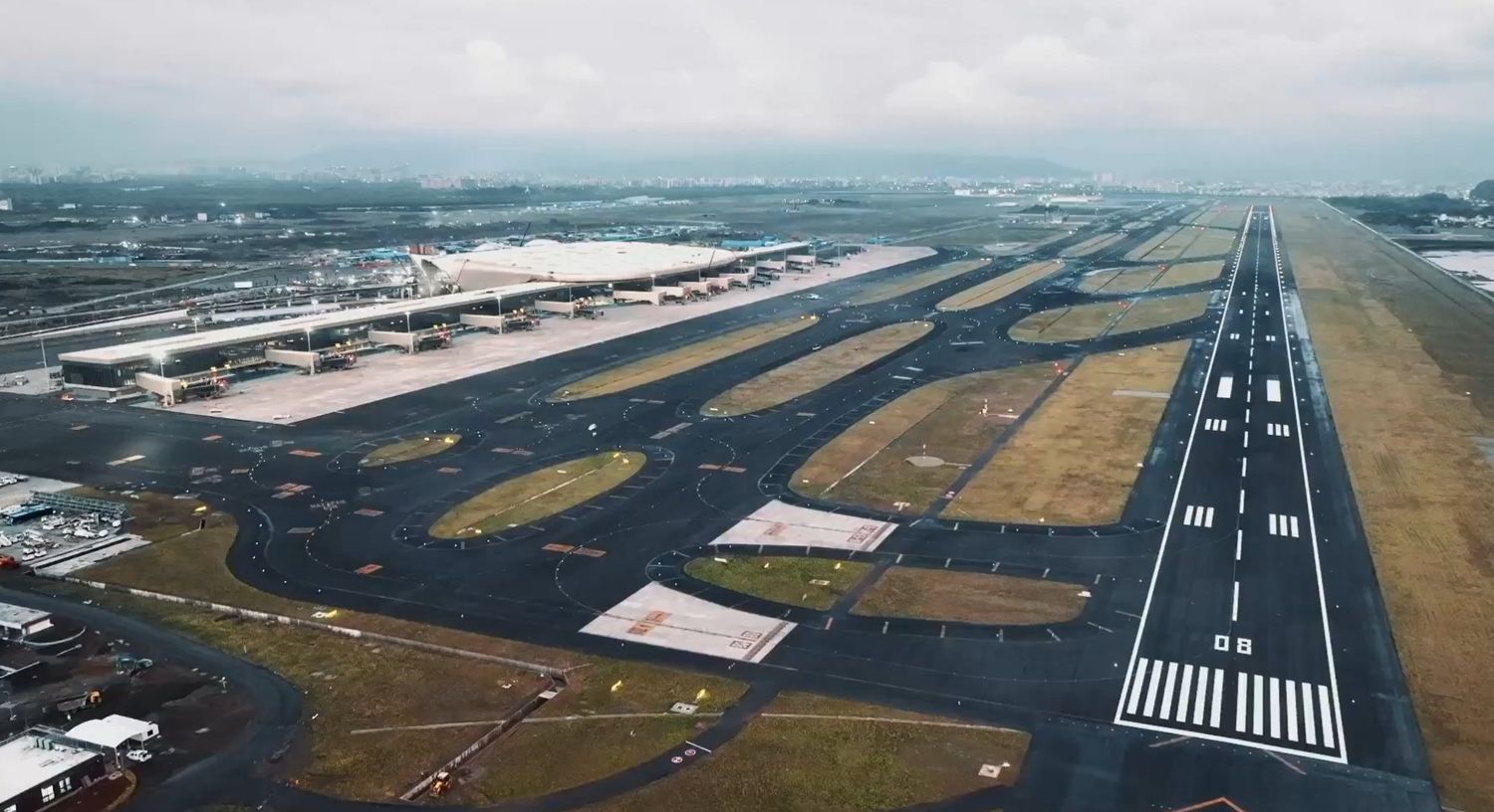 Navi Mumbai: India inaugura su nuevo mega aeropuerto