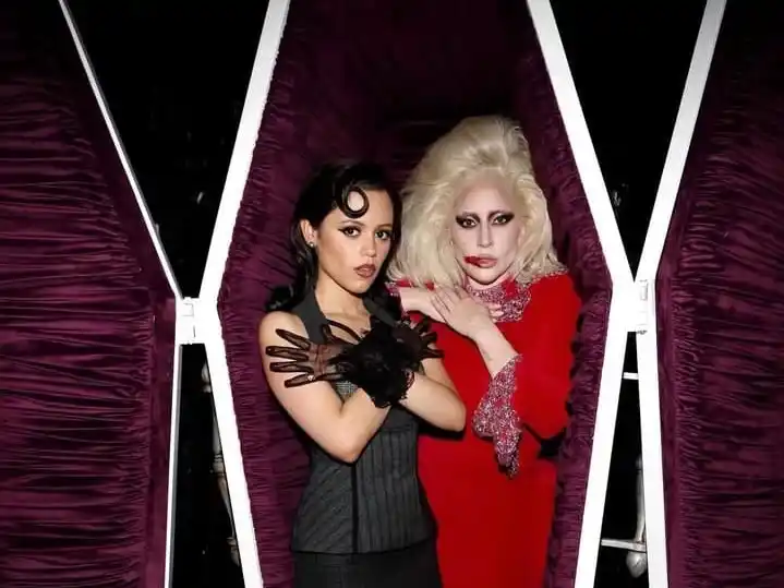 Jenna Ortega y Lady Gaga