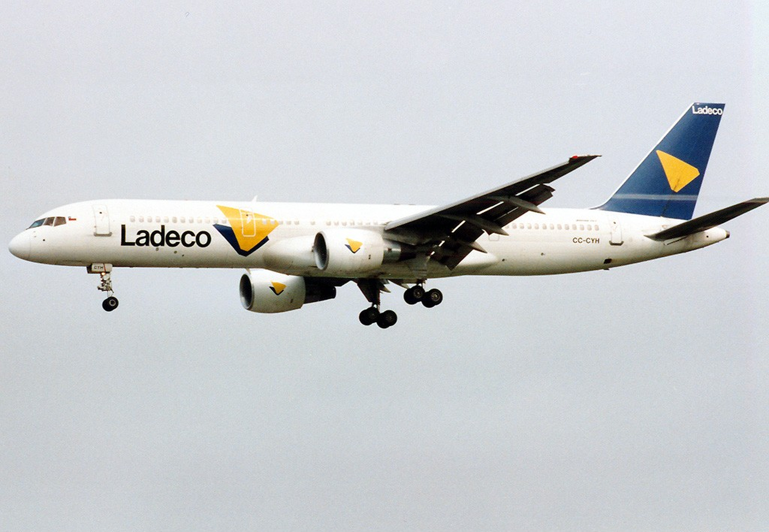 #TBT: Ladeco flights to Canada and United States from South America in 1995