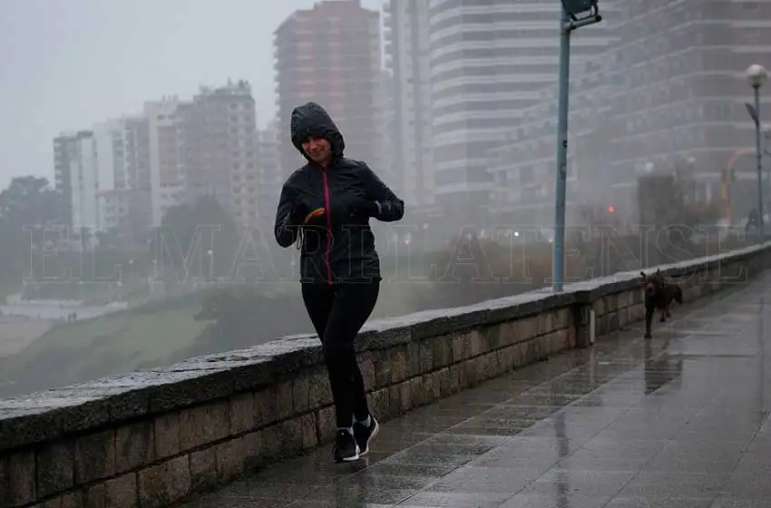 Se viene la lluvia, nada sorprenderá: 72 horas bajo el agua en Mar del Plata