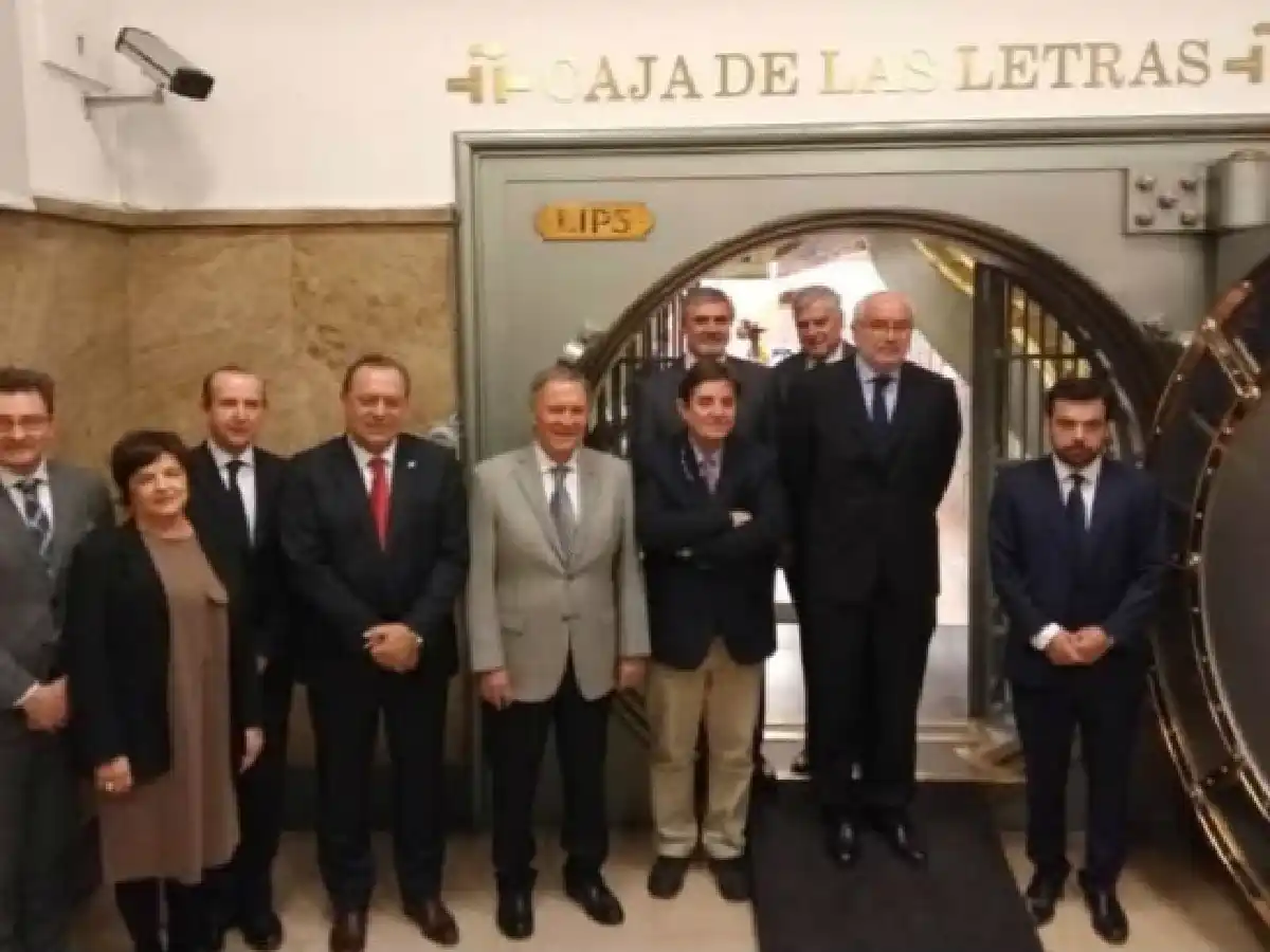 Schiaretti, de gira en España en la previa del Congreso de la Lengua Española