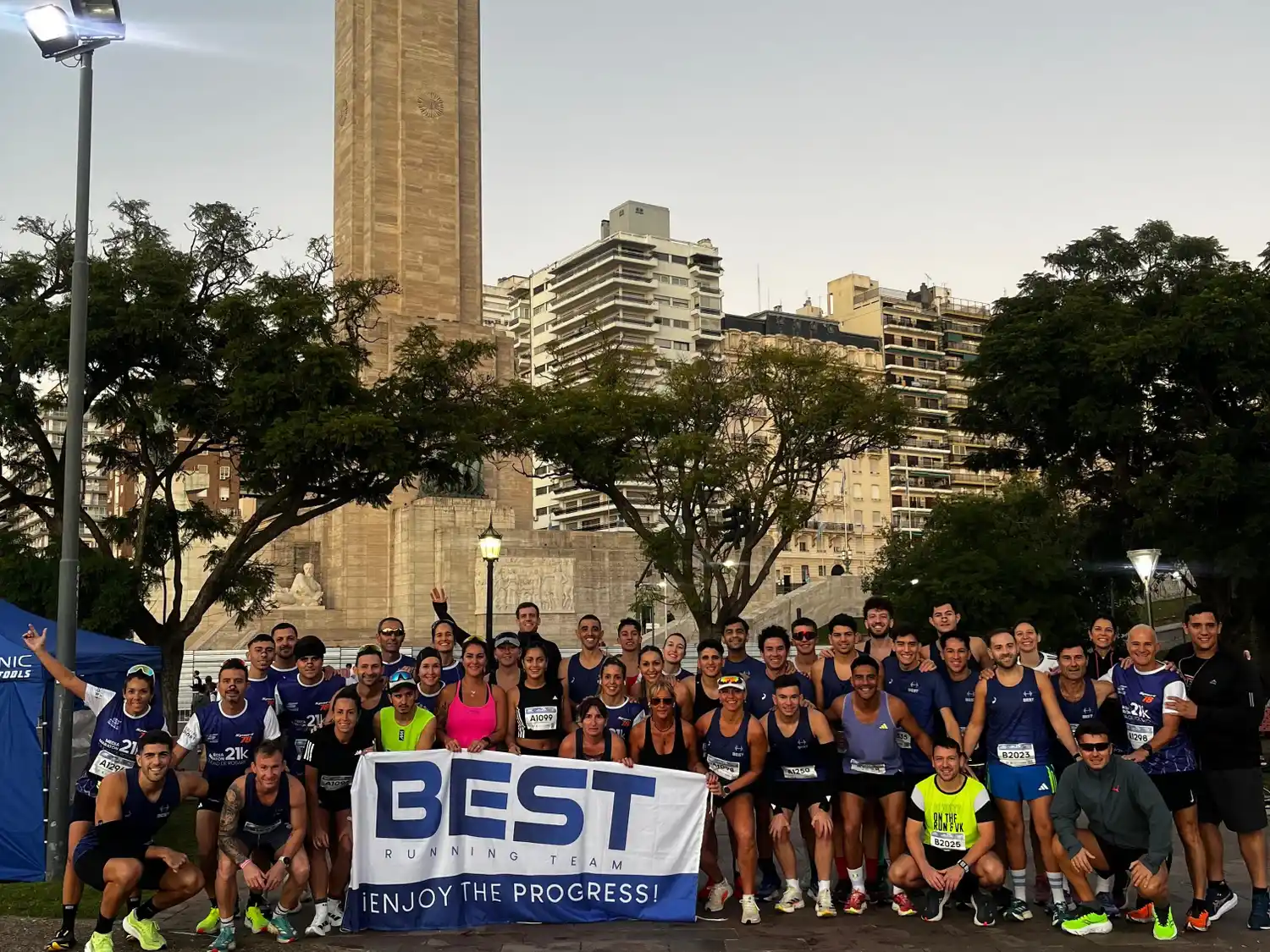 Más de 30 corredores de nuestra ciudad dijeron presente en Rosario.