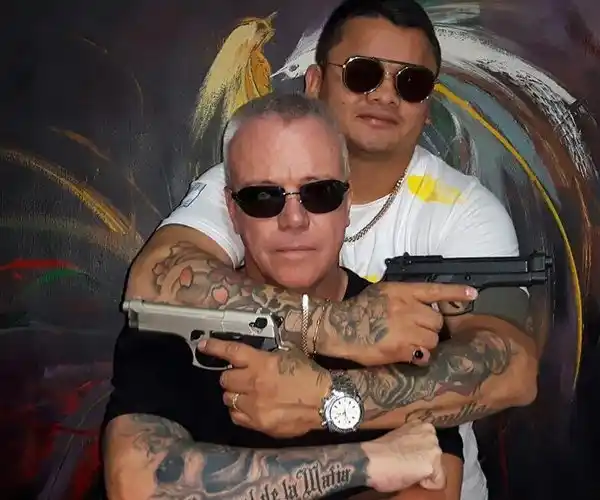 La polémica foto del “Chino” Maidana con un sicario de Escobar