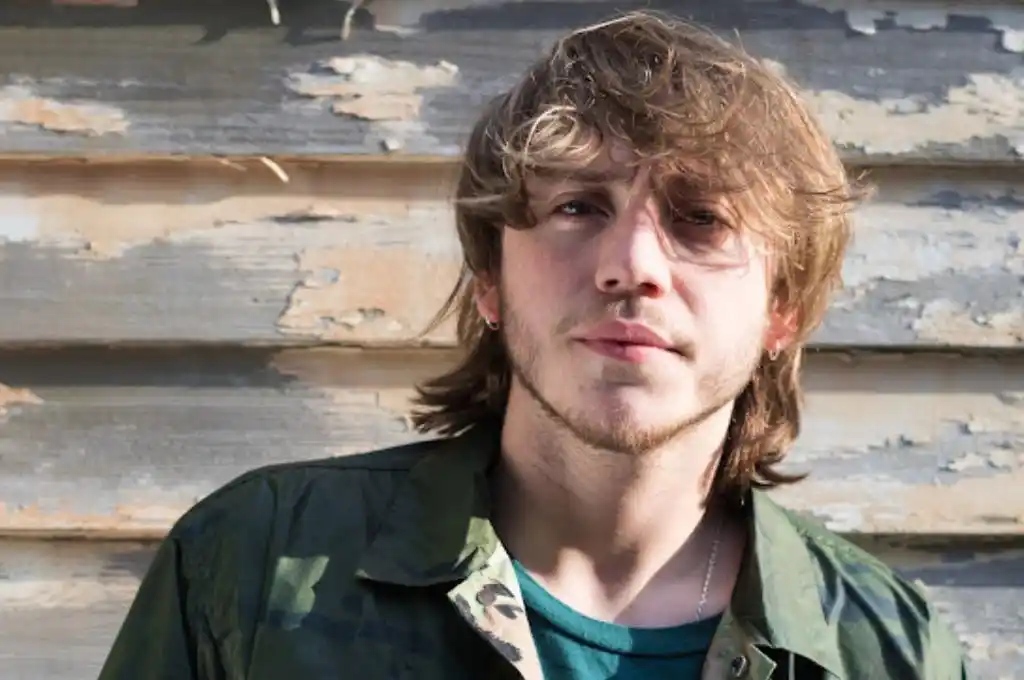 Envuelto en un escándalo entre su nueva novia y la madre de sus hijas, Paulo Londra cumple 25 años