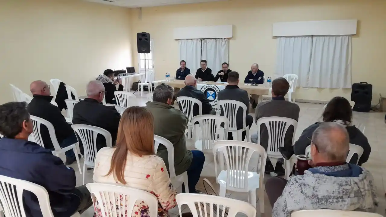 En Libertador San Martín se debatió sobre buenas prácticas en el uso de fitosanitarios